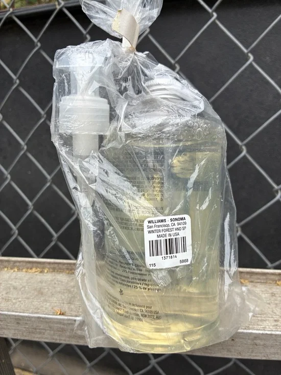 Williams Sonoma Winter Forest Hand Soap 16oz New With Pump - Picture 3 of 6